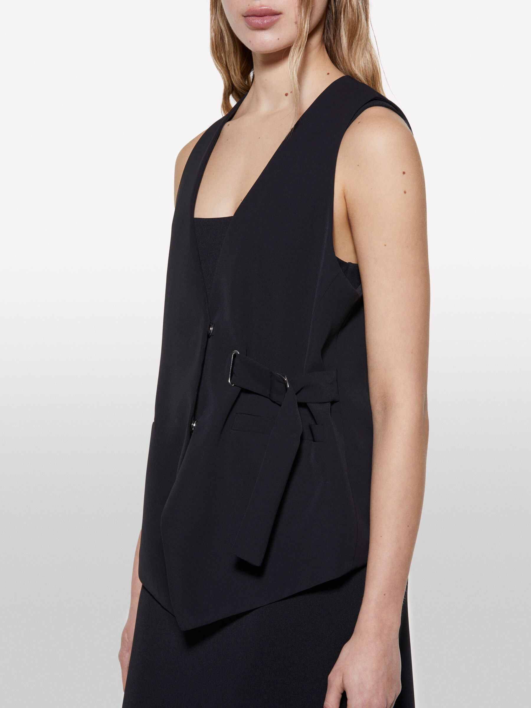 最終値下TELOPLAN Bernadette Vest / Black 092403060509_back_1024x.jpg?v=