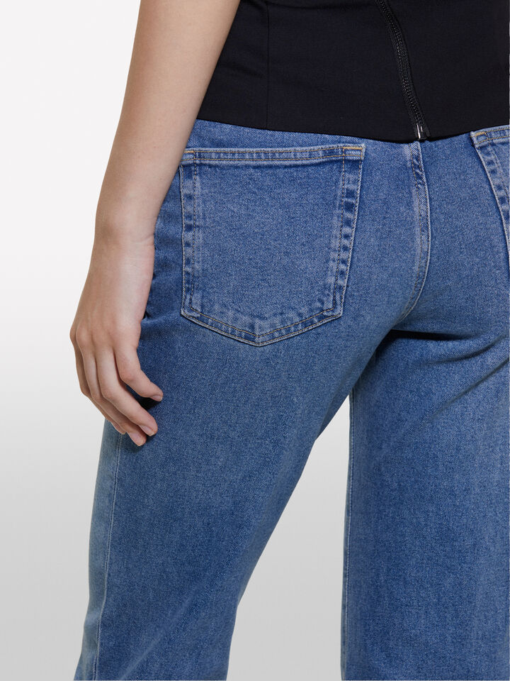 Women Jeans Flare & Boot Cut - The Denim Guide - Sisley Women Jeans Flare & Boot Cut