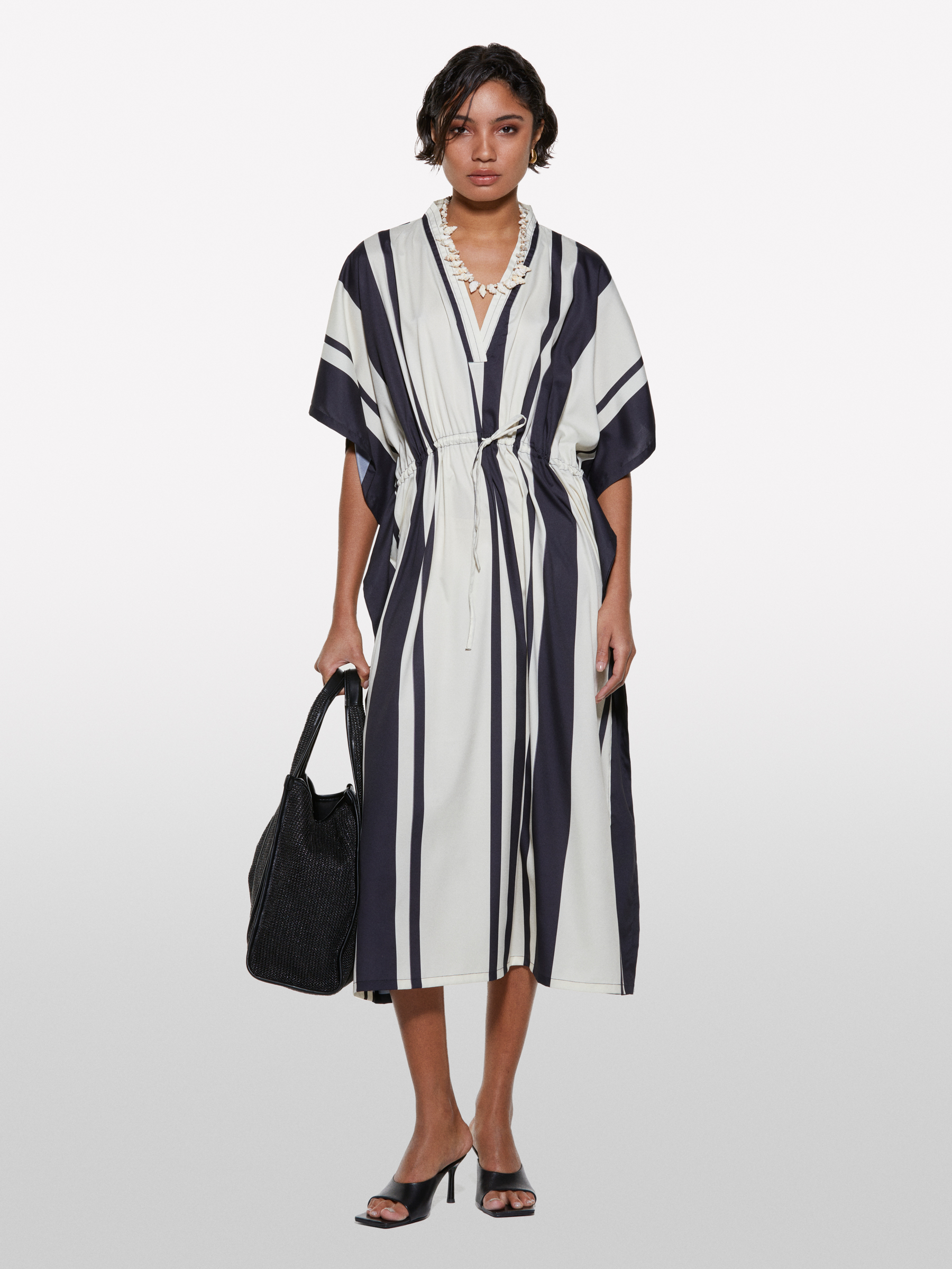 Light long printed kaftan, Creamy White - Sisley